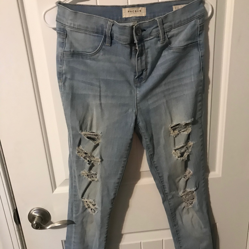 Ripped Jeans